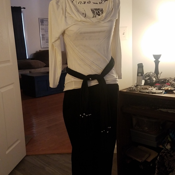 Scarf - Picture 3 of 5